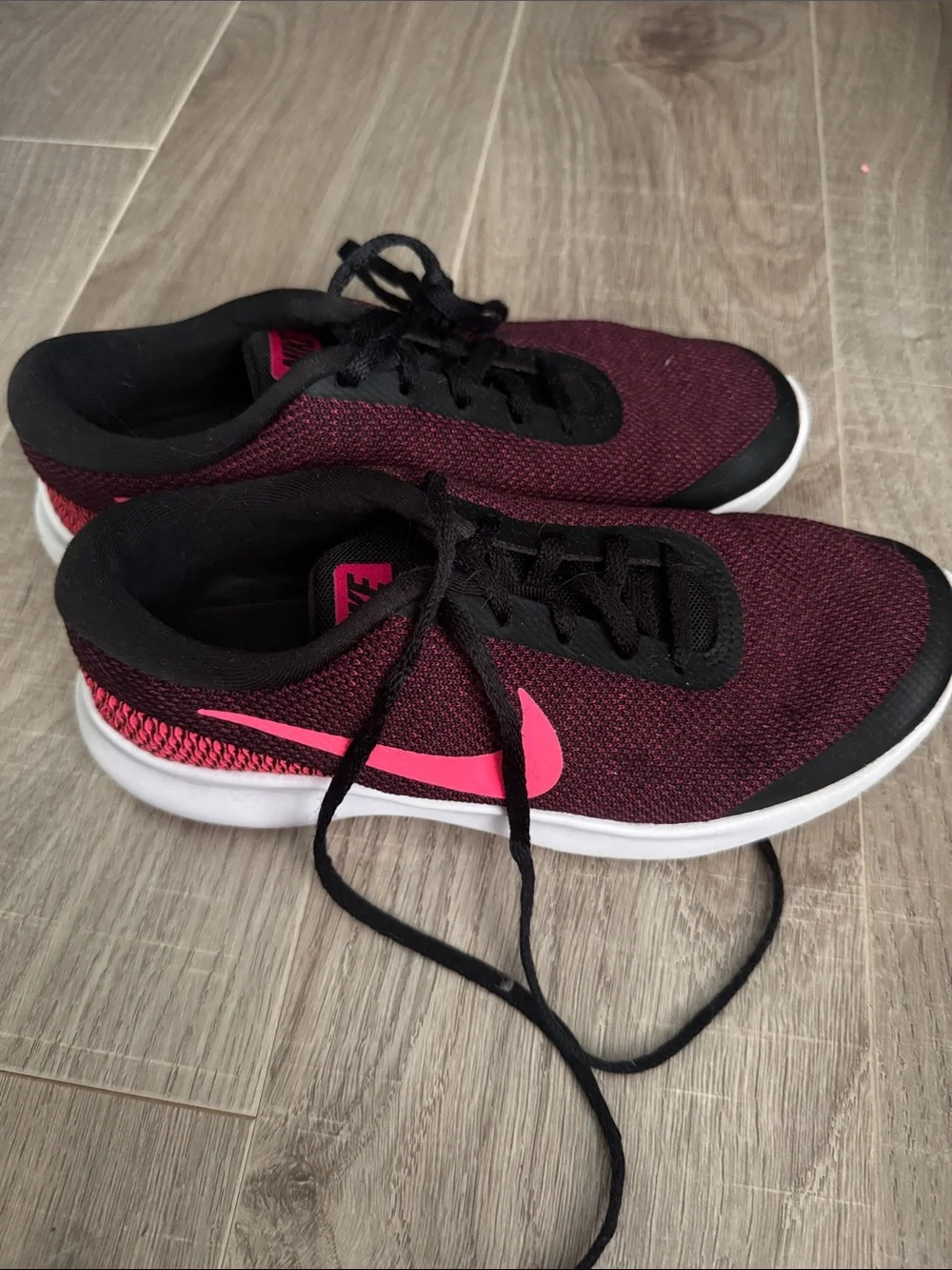 Nike Women's Burgundy & Hot Pink Knit Running Sneakers